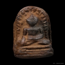 พระรอดครูบากองแก้ว พิมพ์ต้อฐานตัน