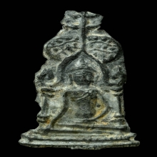 พระซุ้มร่มโพธิ์ พิมพ์เสาอากาศ กรุพระปรางค์วัดราชฯ อยุธยา