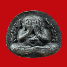 หลวงปู่โต๊ะ พระปิดตากนกข้างตะกรุดเงินทอง