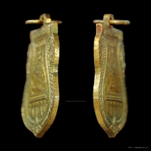 เหรียญรุ่นแรก วัดพระแท่นดงรัง ปี 2472 (บ.นิยม)