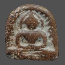 พระซุ้มกอพิมพ์กลาง