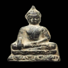 พระเชตุพนบัวสองชั้น พิมพ์ใหญ่ กรุมุมลังกา จ.สุโขทัย