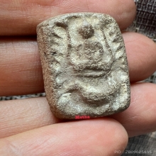 พระหลวงพ่อปานวัดบางนมโค พิมพ์ไก่ขี่โบราณ