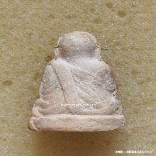 พระผงรูปลอยองค์ หลวงพ่อเงิน วัดบางคลาน ปี 33 รุ่นเจดีย์ 9ยอด