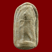 พระลีลาหลังพระปิดตาหลวงปู่ภูวัดอินทร์