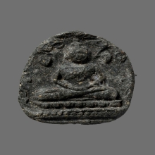 พระกรุวัดท้ายตลาด พิมพ์สมาธิข้างปรกโพธิ์  กรุงเทพฯ