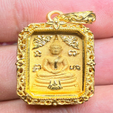 หลวงพ่อโสธร รุ่น80ปีกรมตำรวจเนื้อทองคํา พิมแปดเหลี่ยม