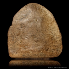 พระกำแพงขาว เนื้อดิน