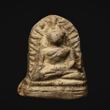 พระรอดกรุวัดมหาวันพิมพ์เล็ก