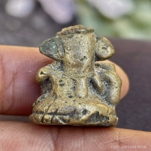 นางกวักหลวงพ่ออิ่ม วัดหัวเขา สุพรรณบุรี