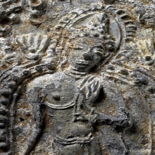 พระลีลาข้างซุ้มแจกัน กรุวัดราชบูรณะ จ.อยุธยา 