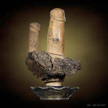 ปลัดขิกเนื้อไม้แกะหลวงพ่อ ยิด วัดหนองจอก