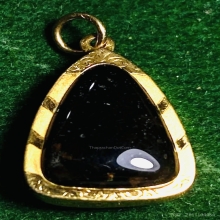 สีผึ้งนวด(รุ่น1) หลวงพ่อเอีย วัดบ้านด่าน เลี่ยมทองแท้