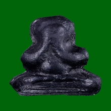 พระปิดตาหลวงพ่อทองสุข พิมพ์ ตะพาบกลาง ท้องจุด ยุคกลาง