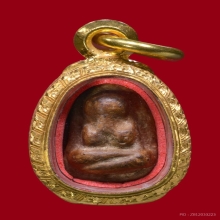 1.พระปิดตาอาจารย์เปิง วัดชิน เนื้อยานัตถุ์ พิมพ์เศียรโต 