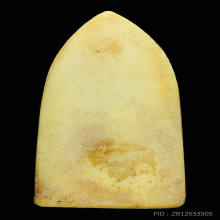 นางกวักหลวงพ่อกัน ใส่เสื้อคอปก งานมือใช้เครื่องมือมีด,สิ่ว