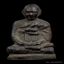 รูปหล่อท่านพระครูศรัทธานุรักษ์ (วรรณ) วัดปากพยูน