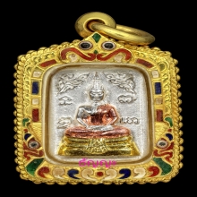 หลวงพ่อโสธร 80 ปี กรมตำรวจ พิมพ์แปดเหลี่ยม เนื้อสามกษัตริย์