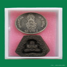 พระปิดตาหลวงปู่เฮี้ยงวัดป่าฯปี2510พิมพ์ซุ้มเถาวัลย์สองหน้า