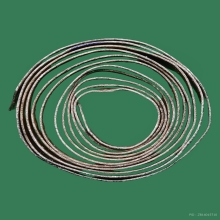 ตะกรุดหัวใจโลกธาตุ เนื้อเงิน เก่าโบราณ