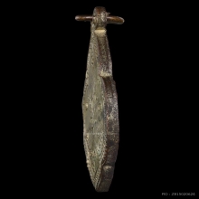 เหรียญรุ่นแรกหลวงปู่มั่น-เสาร์ พิมพ์ยันต์แปด กะไหล่เงิน