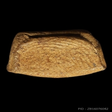 พระรอด วัดพระสิงห์ ปี2496 เนื้อดินพิมพ์ใหญ่ก้นพับ สภาพสวยมาก