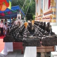 พระบูชาหลวงปู่ทิม ฐานปูปลา วัดละหารไร่  ขนาด 29 นิ้ว  ปี54