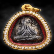 พระปิดตาปลดหนี้ลายเสือหลังยันต์นะ หลวงปู่โต๊ะ พร้อมตลับเพชร