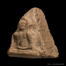 นางพญาพิมพ์สังฆาฏิ 