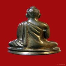 พระชัยวัฒน์ผมหวี วัดมงกุฏ พิมพ์ใหญ่