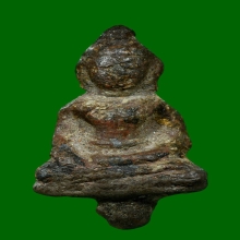 พระยอดธง เนื้อตะกั่วสนิมแดง กรุวัดเชิงท่า จ.นนทบุรี