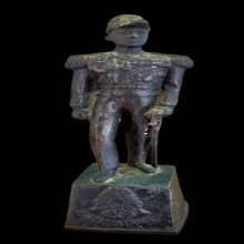 พระบูชาเสด็จเตี่ย ทรงหมวกพระมาลา ดินไทย สูง 10 นิ้ว