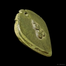 เหรียญหล่อใบโพธิ์ หลวงพ่อเพชร วัดท่าหลวง(ออกวัดใหญ่)