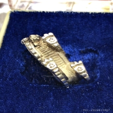 สิงห์เนื้อเงินหลวงพ่อเกษม