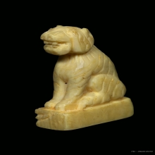 งาแกะ เสือ หลวงพ่อเดิม สวยๆครับ 