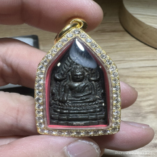 พระพุทธชินราชเสาร์ห้า