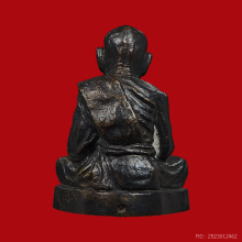 รูปหล่อไตรมาสหลวงปู่ทิม