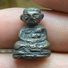 รูปหล่อเก่าไม่ทราบที่