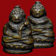 พระชัยล้มลุก วัดสามปลื้ม พิมพ์2หน้า หายาก