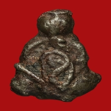 พระปิดตาแร่บางไผ่ หลวงปู่จันทร์ วัดโมลี พิมพ์เศียรตัด ( 1 )