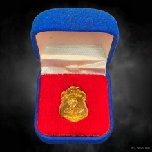 หลวงพ่อเปี่ยม ปี 34 เนื้อทองคำ กล่องเดิม