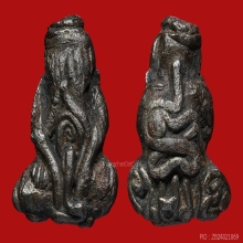 พระปิดตาแร่บางไผ่ หลวงปู่จันทร์ วัดโมลี พิมพ์เศียรตัด ( 2 )