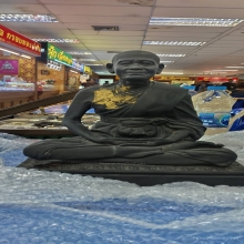 พระบูชารุ่นแรกลพ.วงษ์วัดปริวาสหน้าตัก9นิ้ว ปีพ.ศ.2524-2525