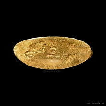 พระชัยวัฒน์ หลวงปู่แหวน ปี2517 (เนื้อทองคำ)