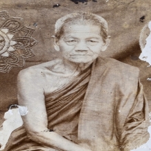 รูปถ่ายซีเปียหลวงพ่อเพชร  อินทโชติ วัดวชิรประดิษฐ์ สุราษฎร์ฯ