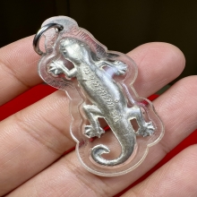 จิ้งจกหางกวัก หลวงปู่หงษ์ เนื้อเงิน ปี48