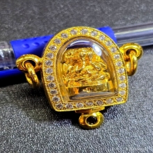 พระปิดตาสี่เกลอ หลวงพ่อคุณ ปี 2537 รุ่นคูณรุ่งโรจน์