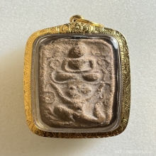 หลวงพ่อปาน พิมพ์ทรงหนุมานใหญ่ เปลือย เนื้อดินเผา พ.ศ. 2460