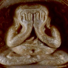 พระปิดตากนกข้าง เนื้อผงเกสร หลวงปู่โต๊ะ