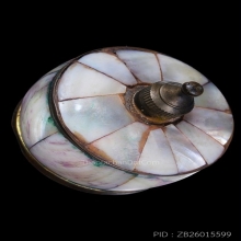 ตลับสีผึ้งเขียวหลวงพ่อทาบ วัดกระบกขึ้นผึ้ง